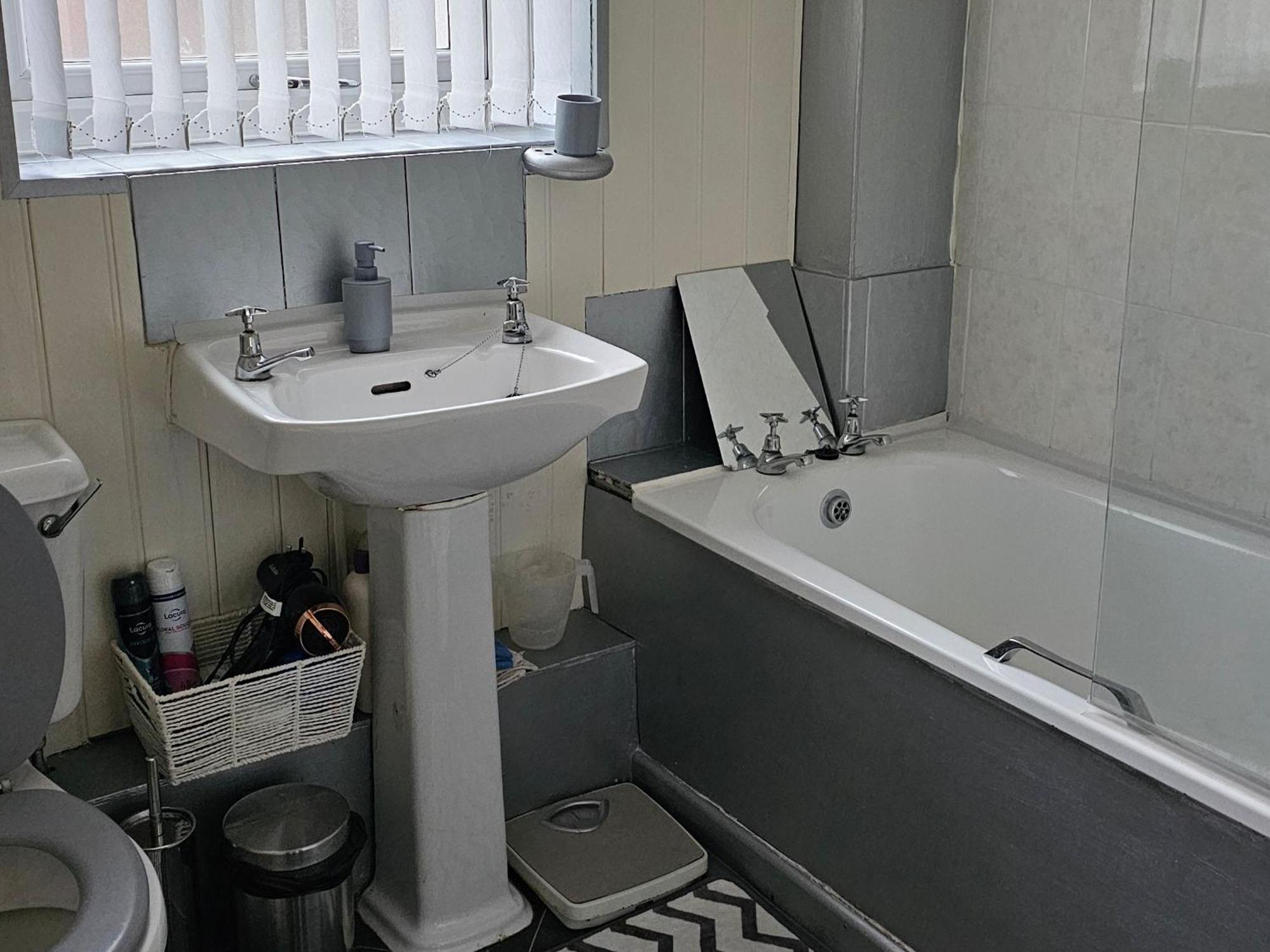 Open Planned Apartment バーケンヘッド エクステリア 写真